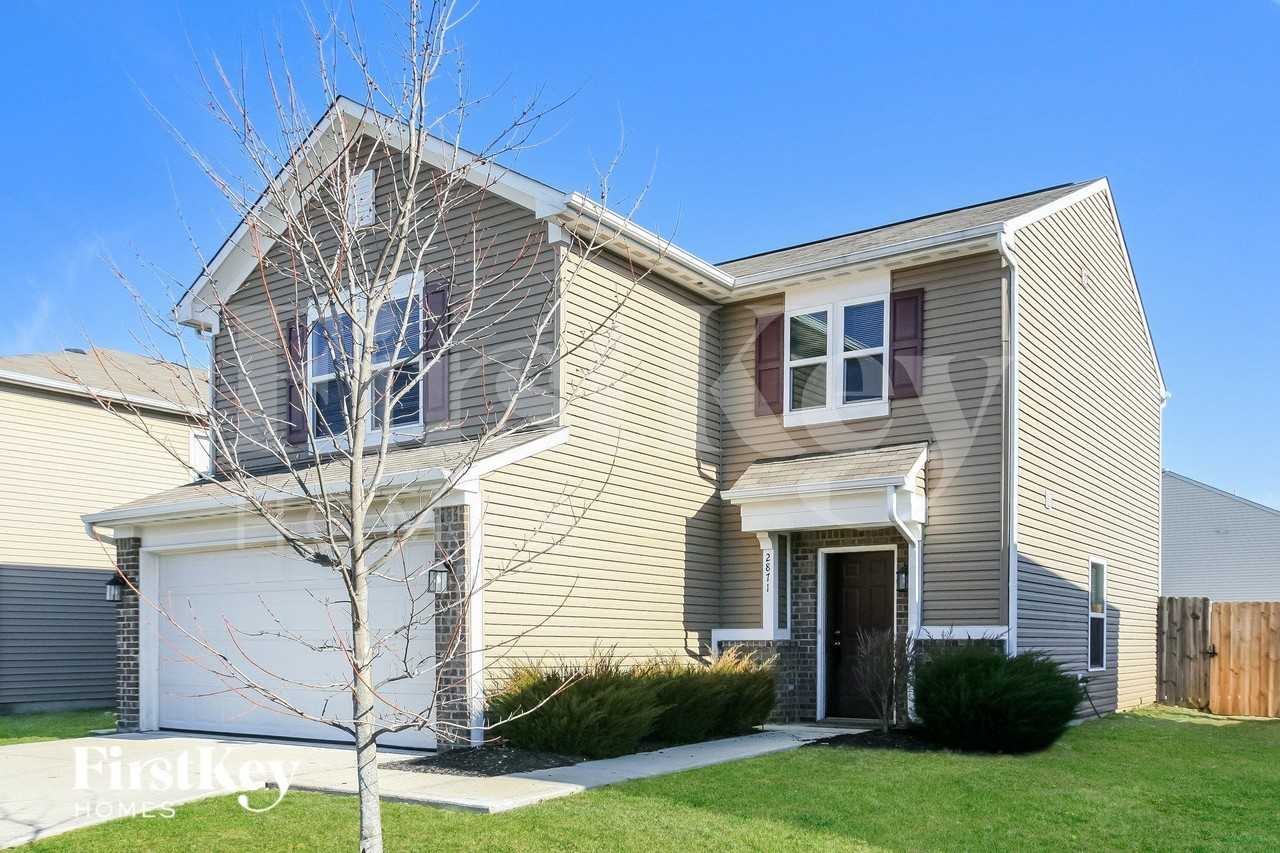 2871 Beethoven Ave - Photo 2 of 16