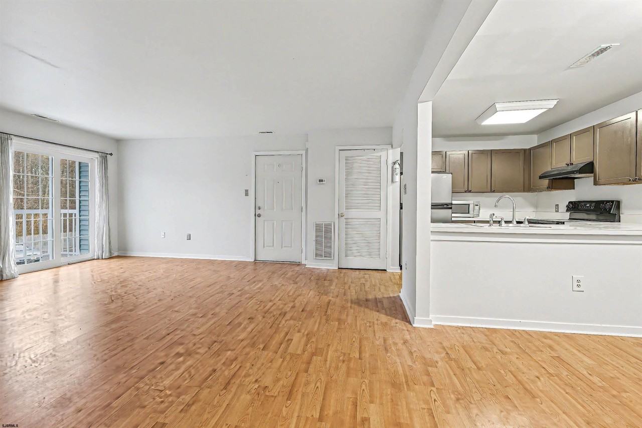 296 Heather Croft - Photo 5 of 23