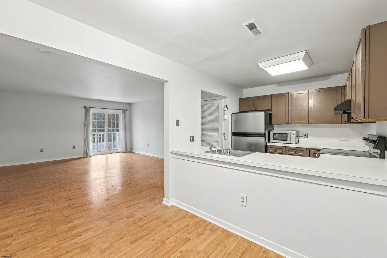 296 Heather Croft - Photo 7 of 23