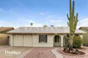 featured image of 2130 E Radcliffe Dr