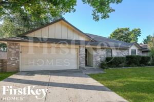 featured image of 2104 Homecraft Dr