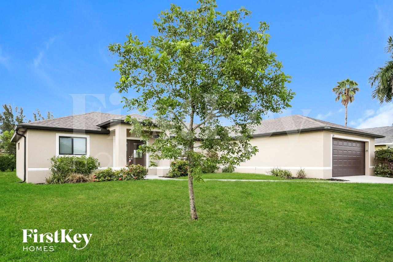 209 Sw 21st Ter - Photo 2 of 15