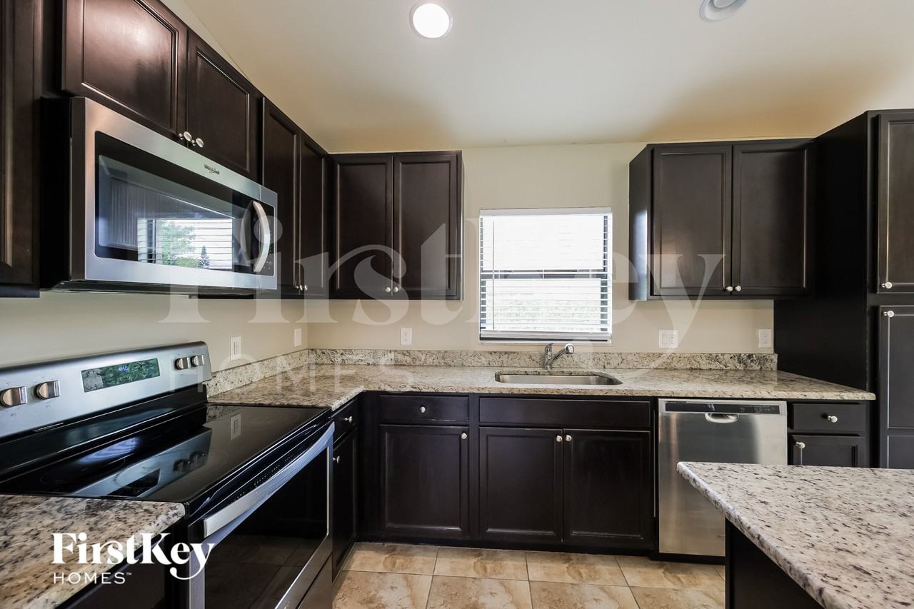 209 Sw 21st Ter - Photo 7 of 15