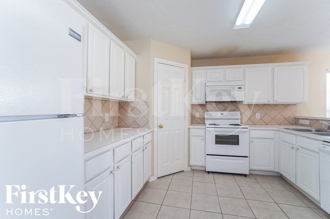 20114 Fort Stanton Dr - Photo 5 of 15