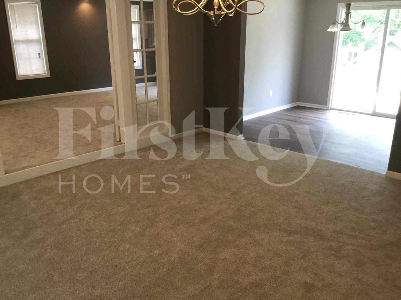 1904 Wornall Rd - Photo 3 of 25