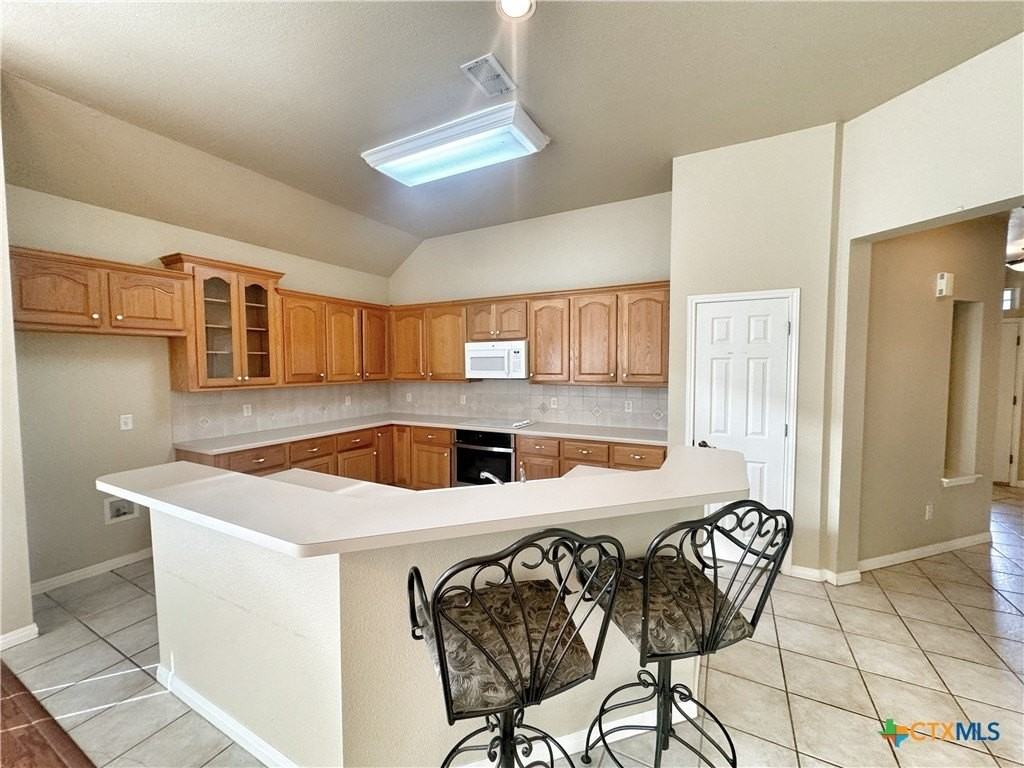 2263 Kensington Way - Photo 5 of 32