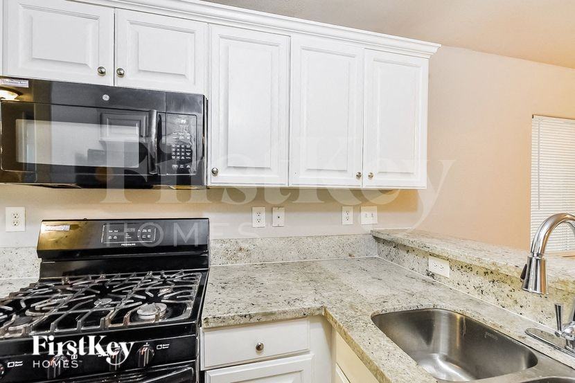 1781 Molly Meadows St - Photo 6 of 16