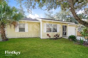 featured image of 16243 Banyan Ave