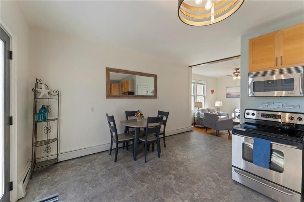 15 Narragansett Ave Apt 2 - Photo 7 of 19