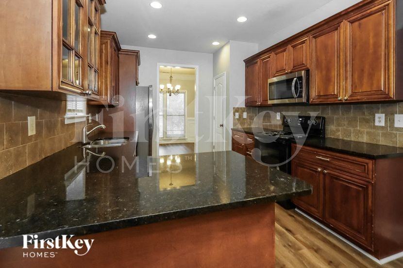 133 Janney Cir - Photo 6 of 15