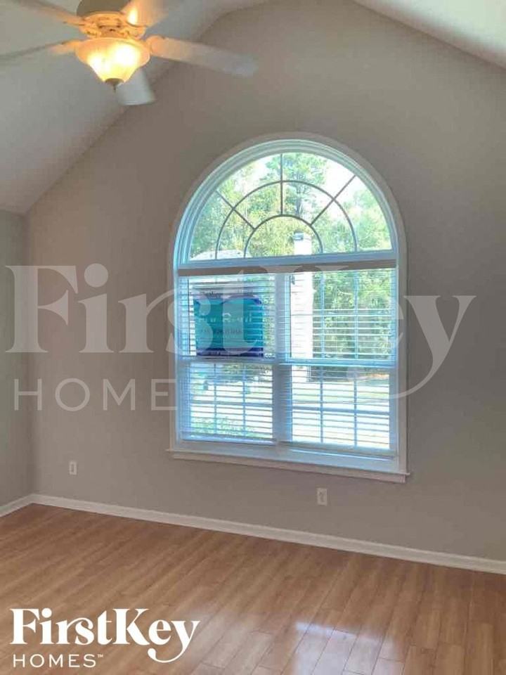 1253 Waymar Ct Sw - Photo 3 of 28