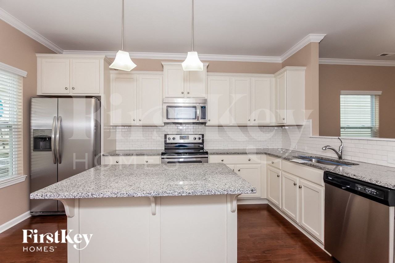 11507 Mcdunkeld Dr - Photo 4 of 15