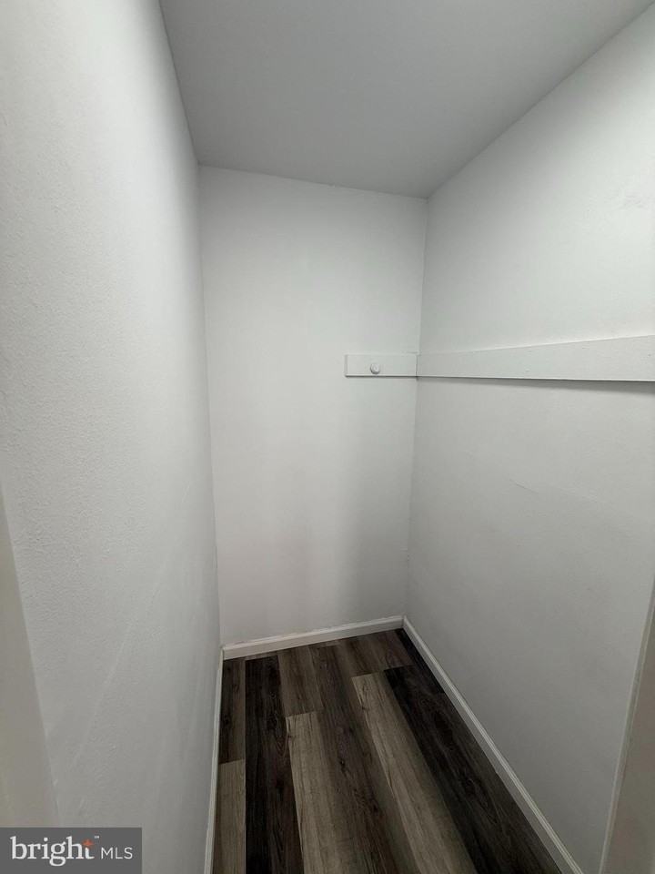 1026 E North Ave - Photo 6 of 14