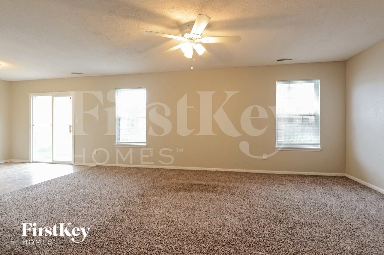 10247 Hornton St - Photo 2 of 16