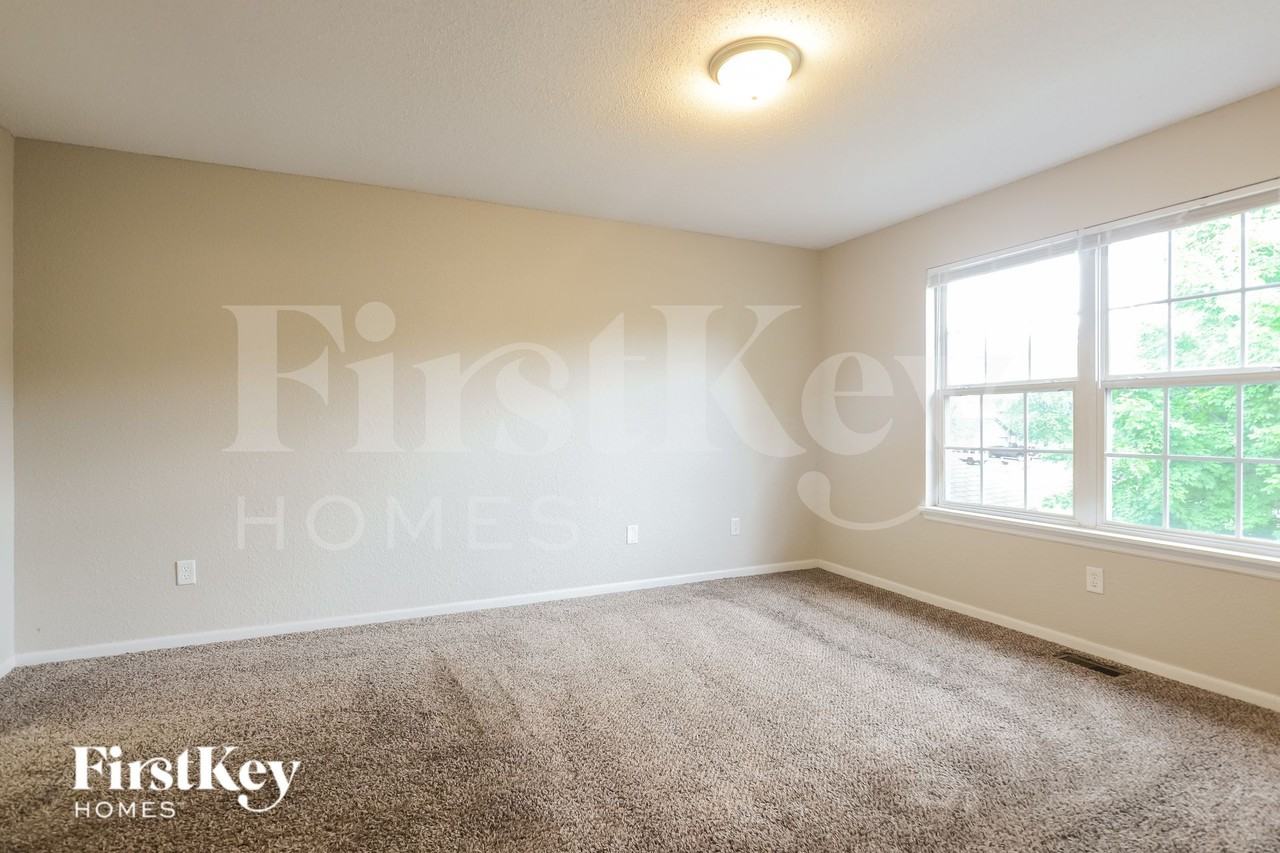 10247 Hornton St - Photo 6 of 16