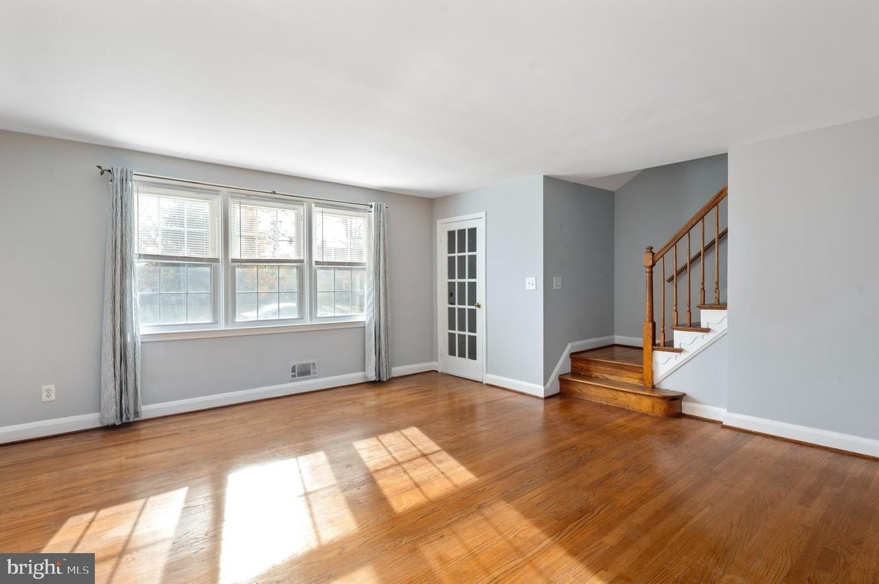 1618 Myamby Rd - Photo 3 of 26