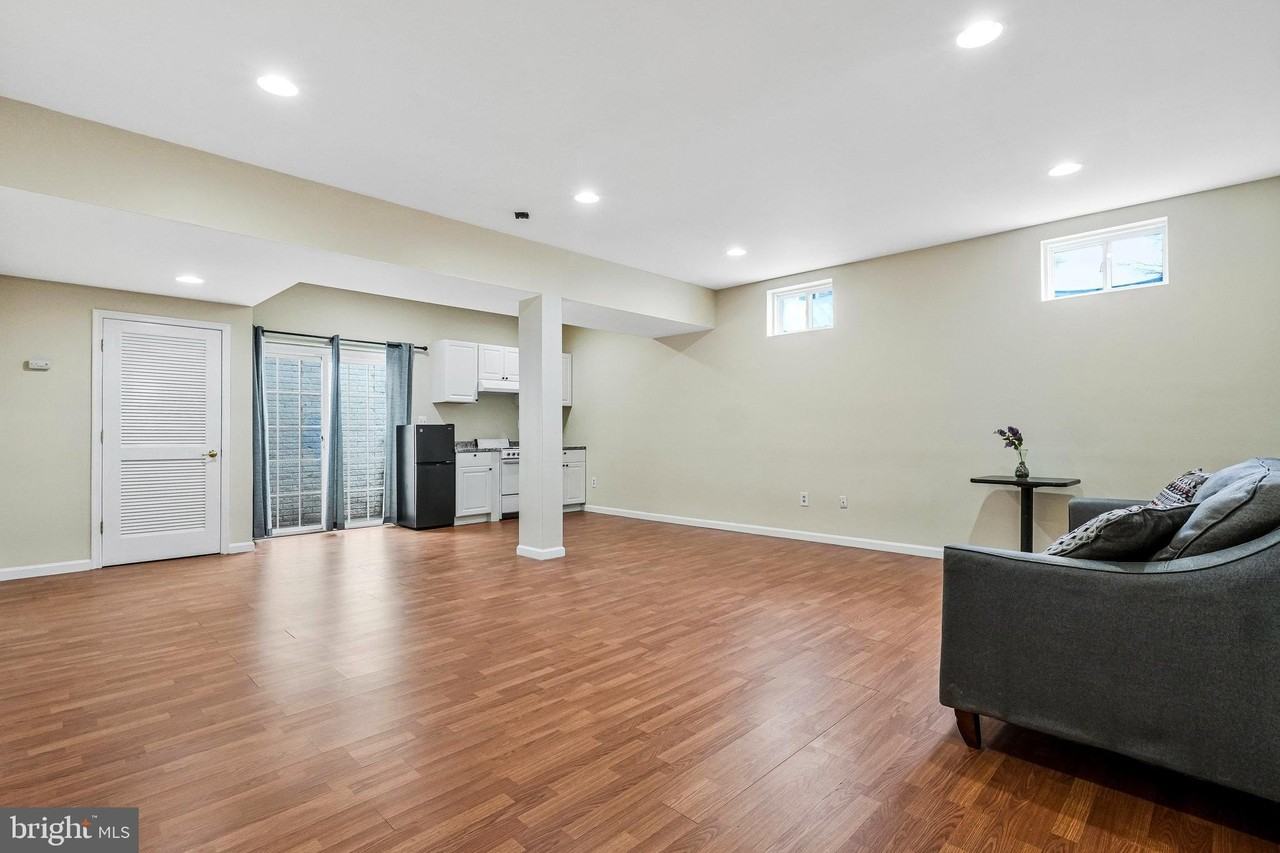 4663 Pebble Beach Ct - Photo 2 of 17