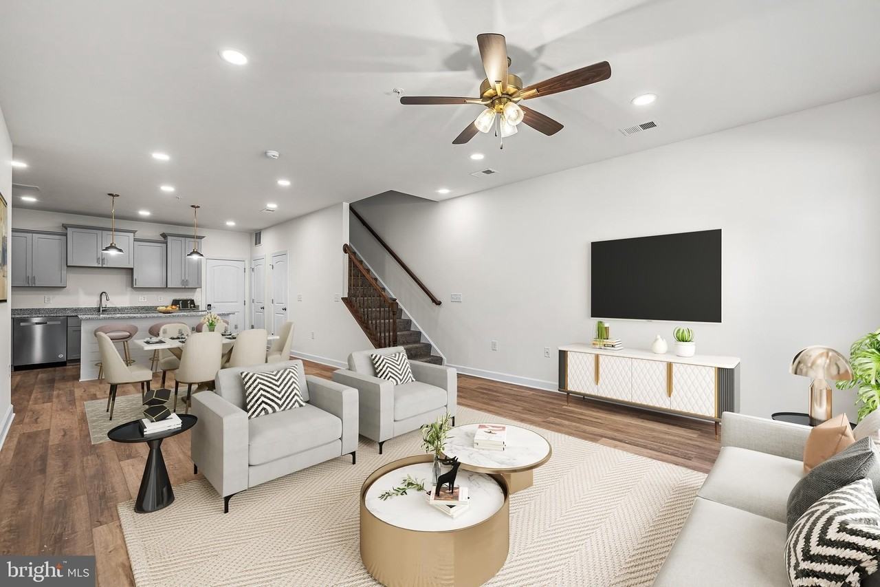 900 Gilbert Rd Unit 3614b - Photo 3 of 22