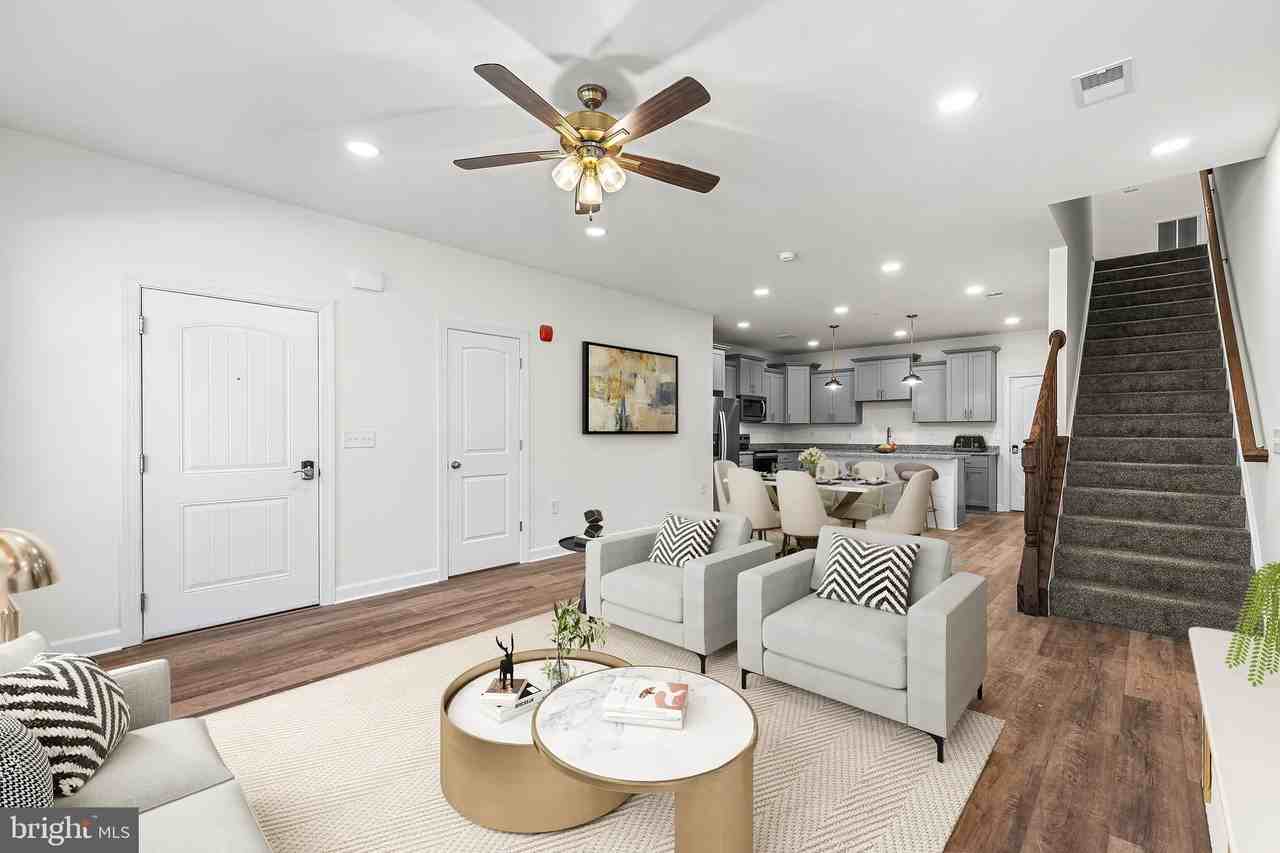 900 Gilbert Rd Unit 3614b - Photo 4 of 22