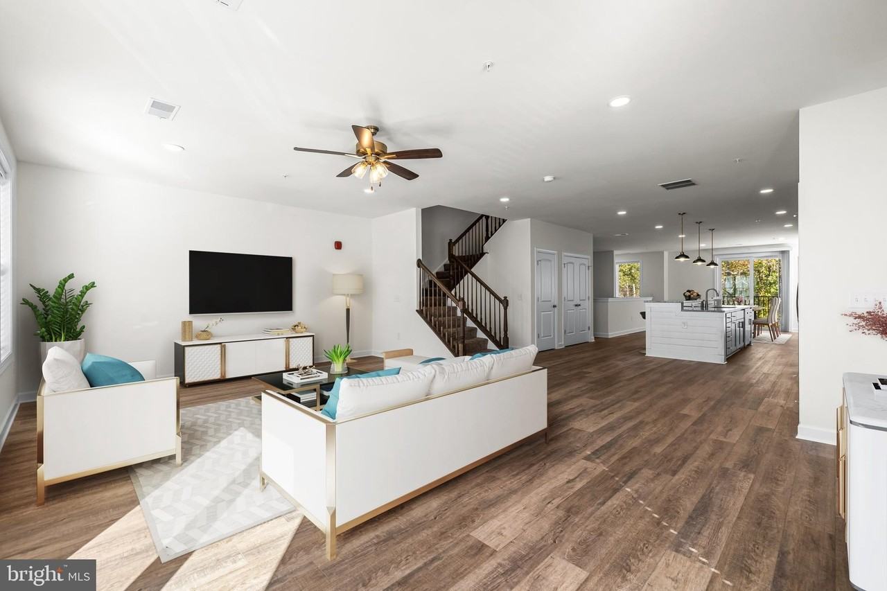 900 Gilbert Rd Unit 3658a - Photo 4 of 23