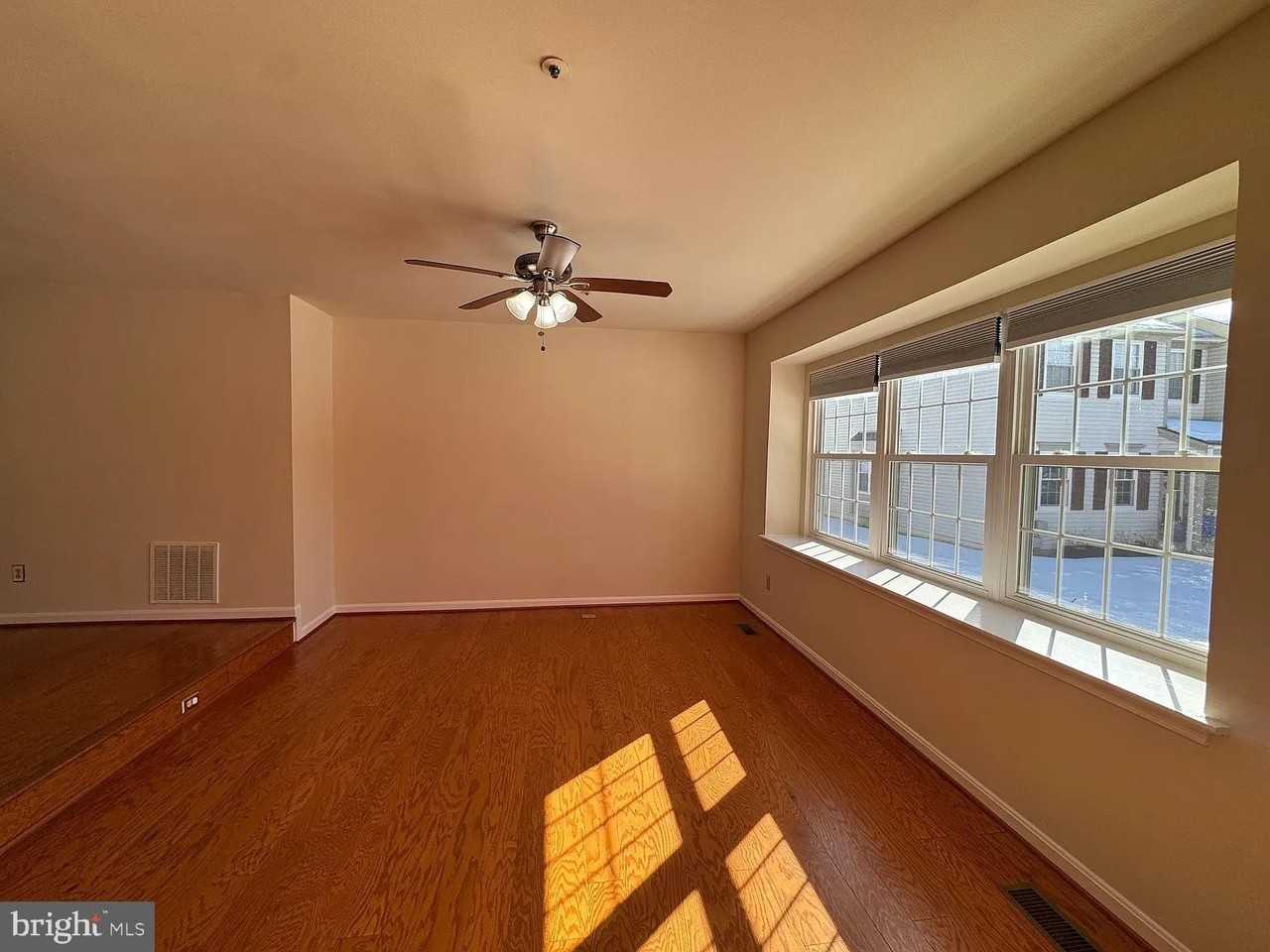 18029 Fertile Meadow Ct - Photo 2 of 20