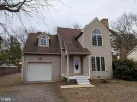 featured image of 2626 Cecil Dr