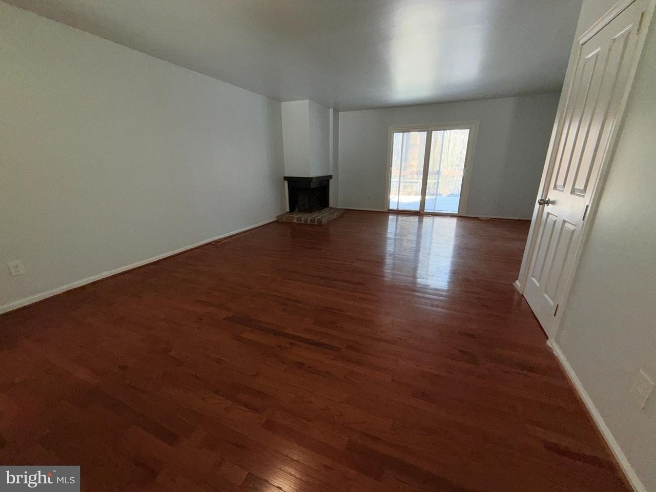 423 Sonora Ln - Photo 2 of 15