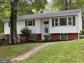 60 Broad Ave - Photo 1 of 1