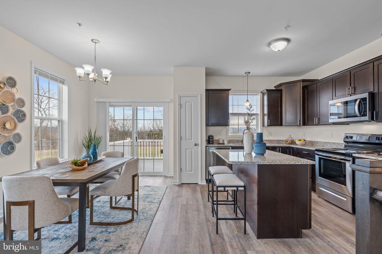 2026 Terrace View Ln - Photo 7 of 29