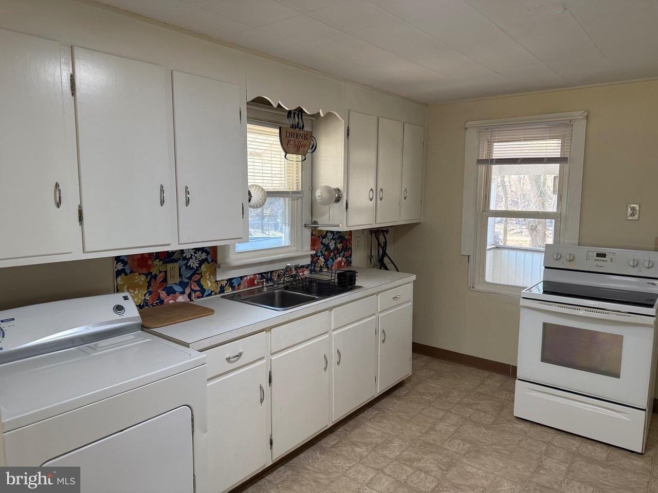 77 Quarry Rd - Photo 6 of 21