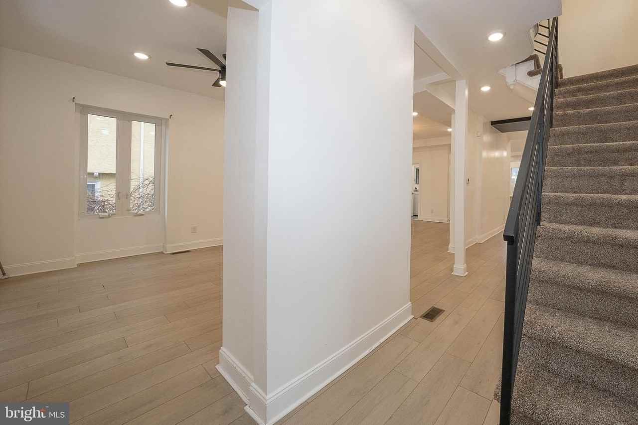 622 Spring Ave - Photo 7 of 50