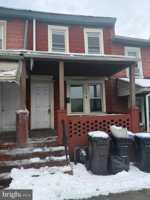 featured image of 104 W Elm St