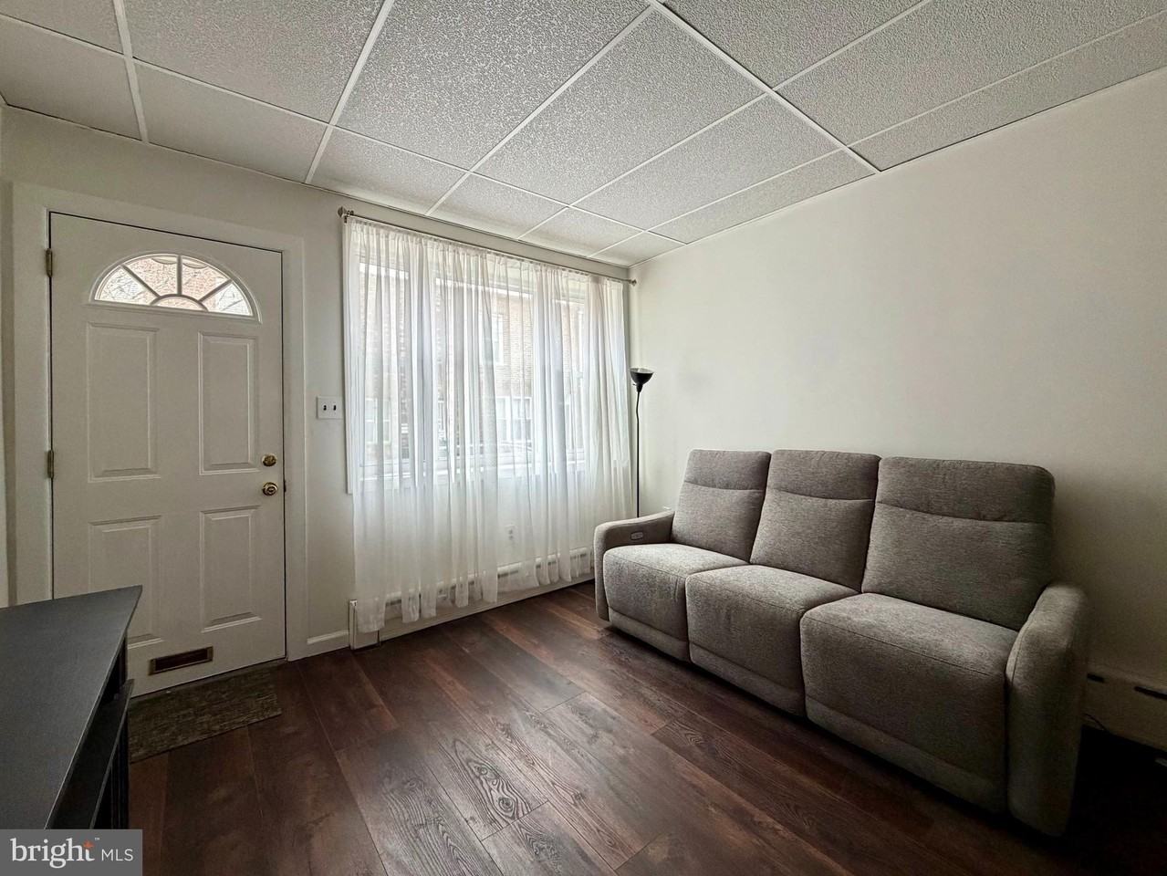 846 Sears St - Photo 3 of 21