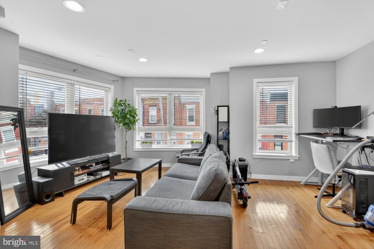 1241 S 28th St Apt 2 - Photo 3 of 19