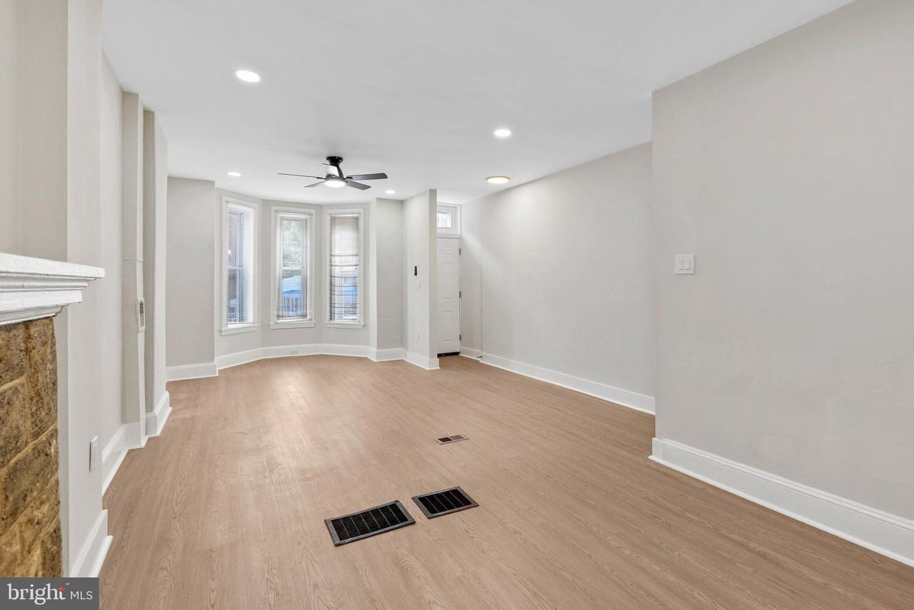 35 E Collom St - Photo 2 of 23