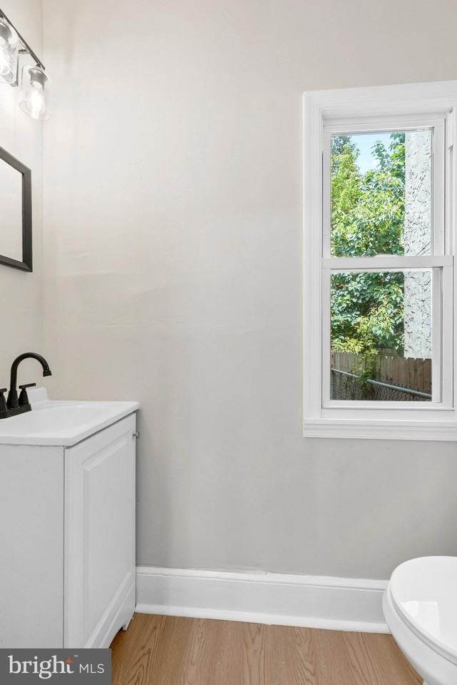 35 E Collom St - Photo 7 of 23