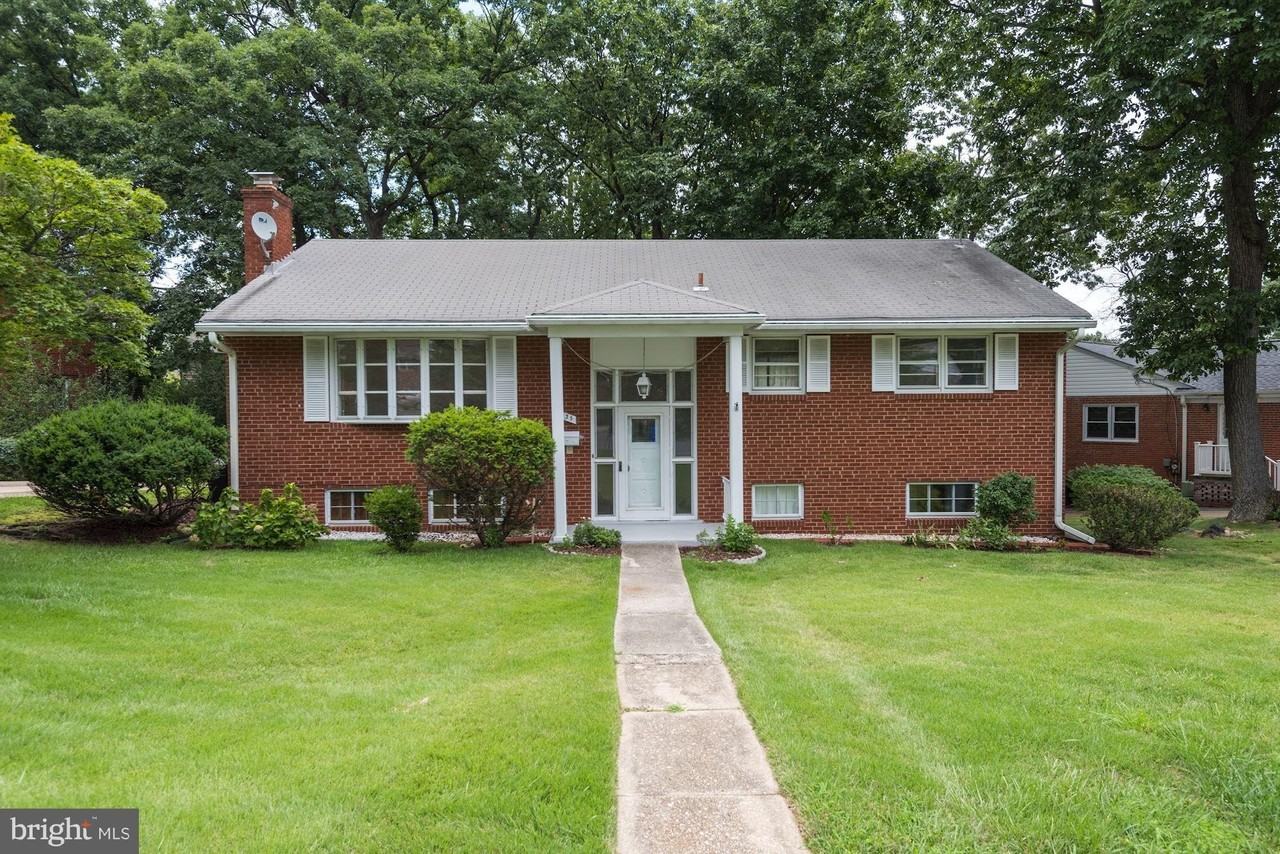 335 N Madison St - Photo 3 of 30