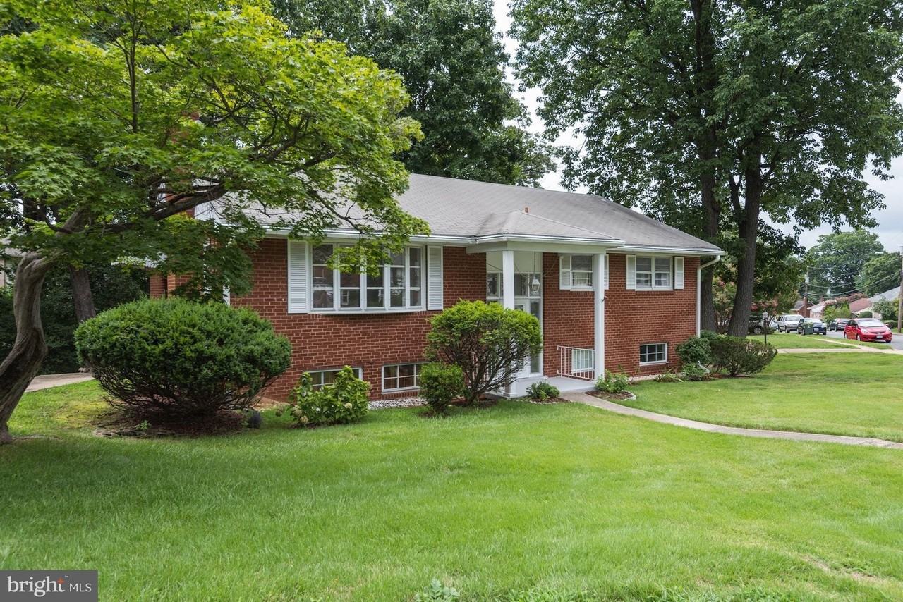 335 N Madison St - Photo 4 of 30