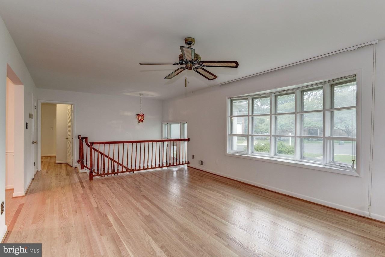 335 N Madison St - Photo 7 of 30