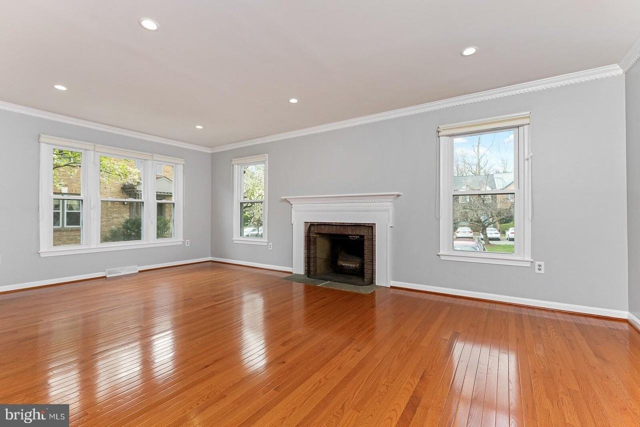 7962 Yancey Dr - Photo 5 of 38