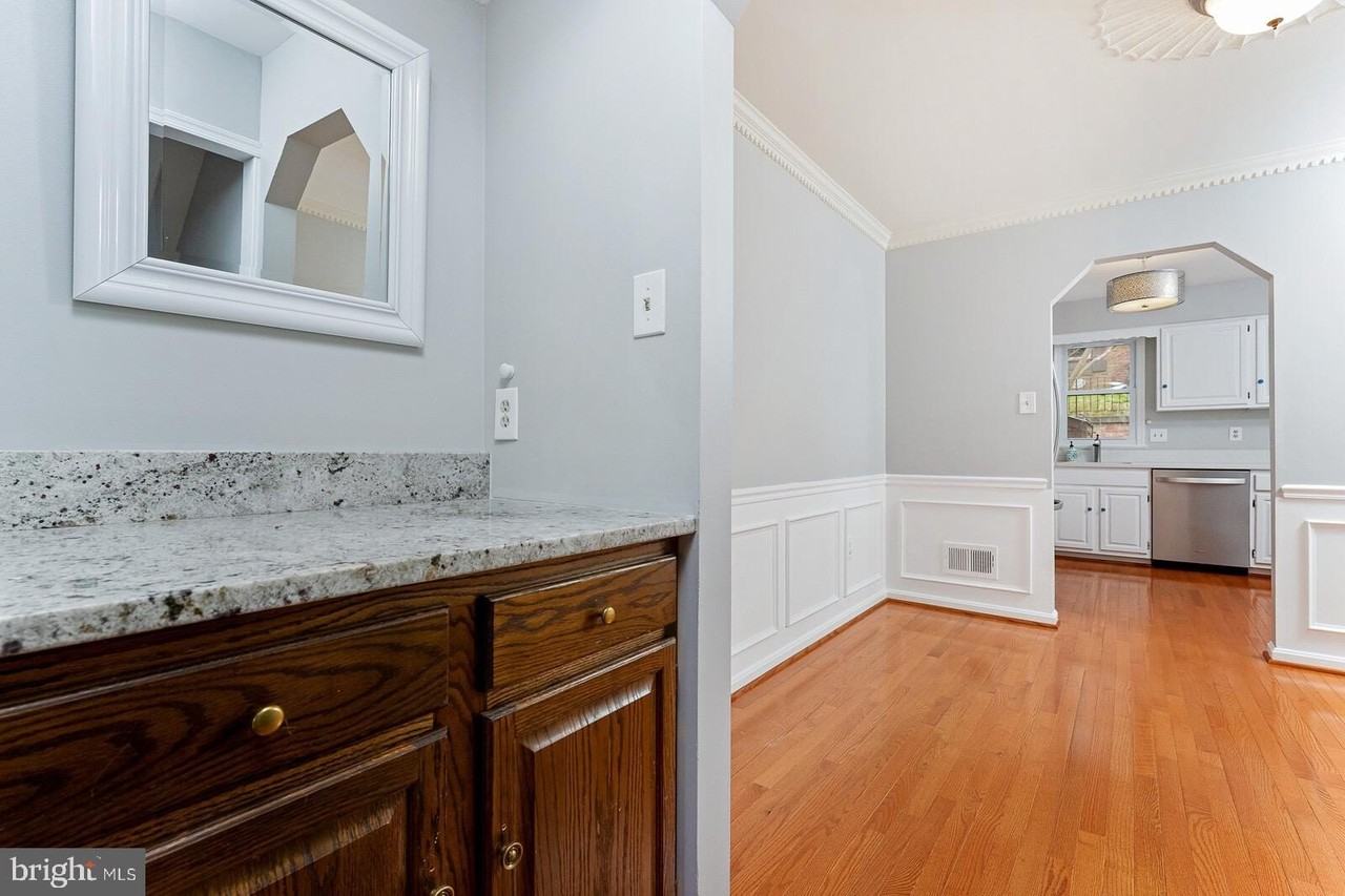 7962 Yancey Dr - Photo 6 of 38