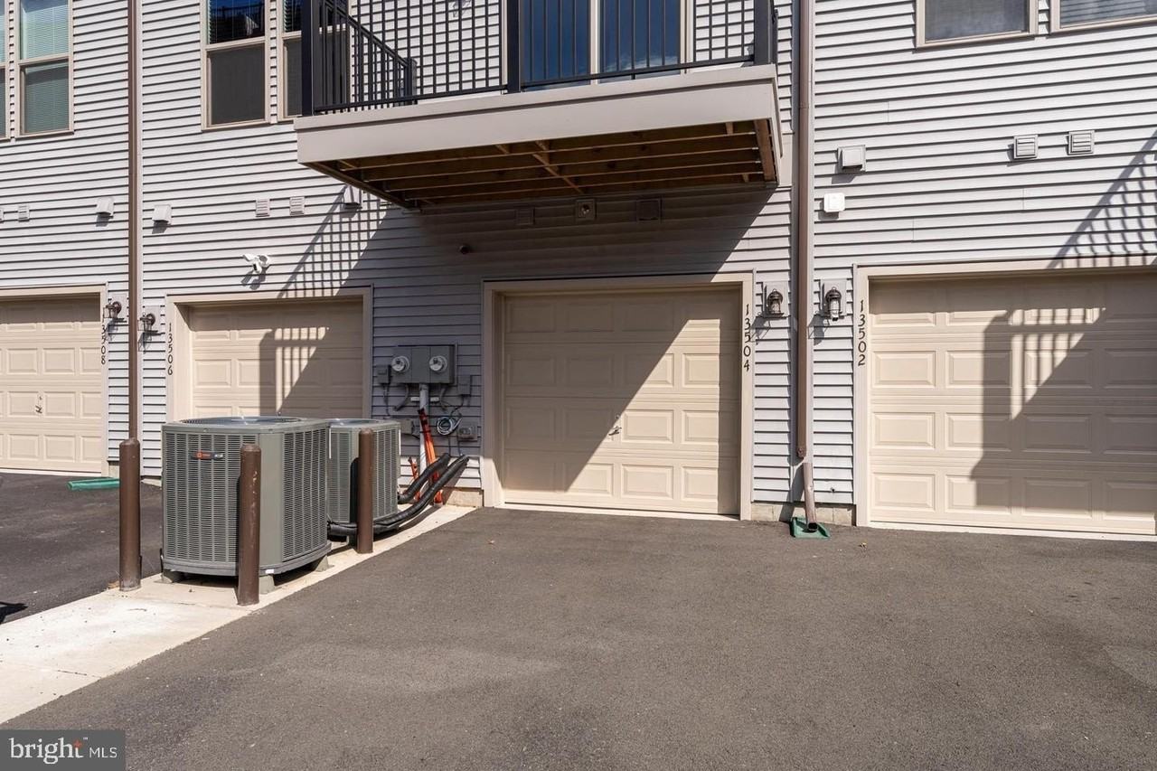 13504 Innovation Station Loop Unit 2a - Photo 5 of 36