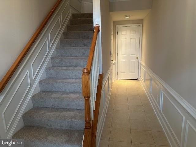 2463 Huntington Park Dr - Photo 2 of 26