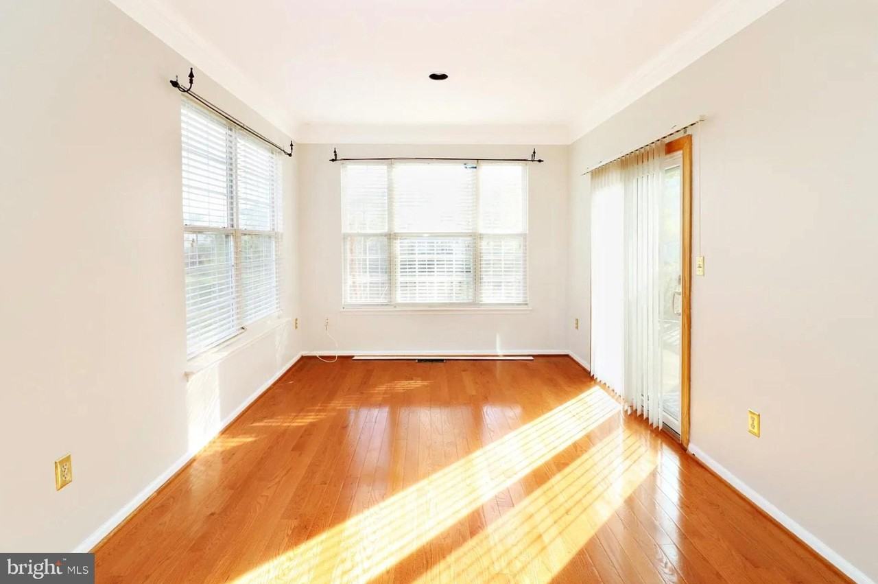 8731 Farnham Way - Photo 5 of 7