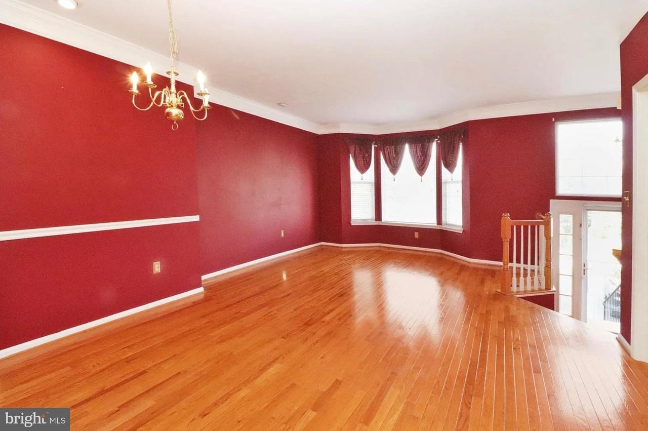 8731 Farnham Way - Photo 6 of 7