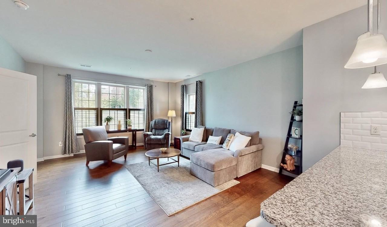 7075 Darbey Knoll Dr Unit 8g - Photo 4 of 21