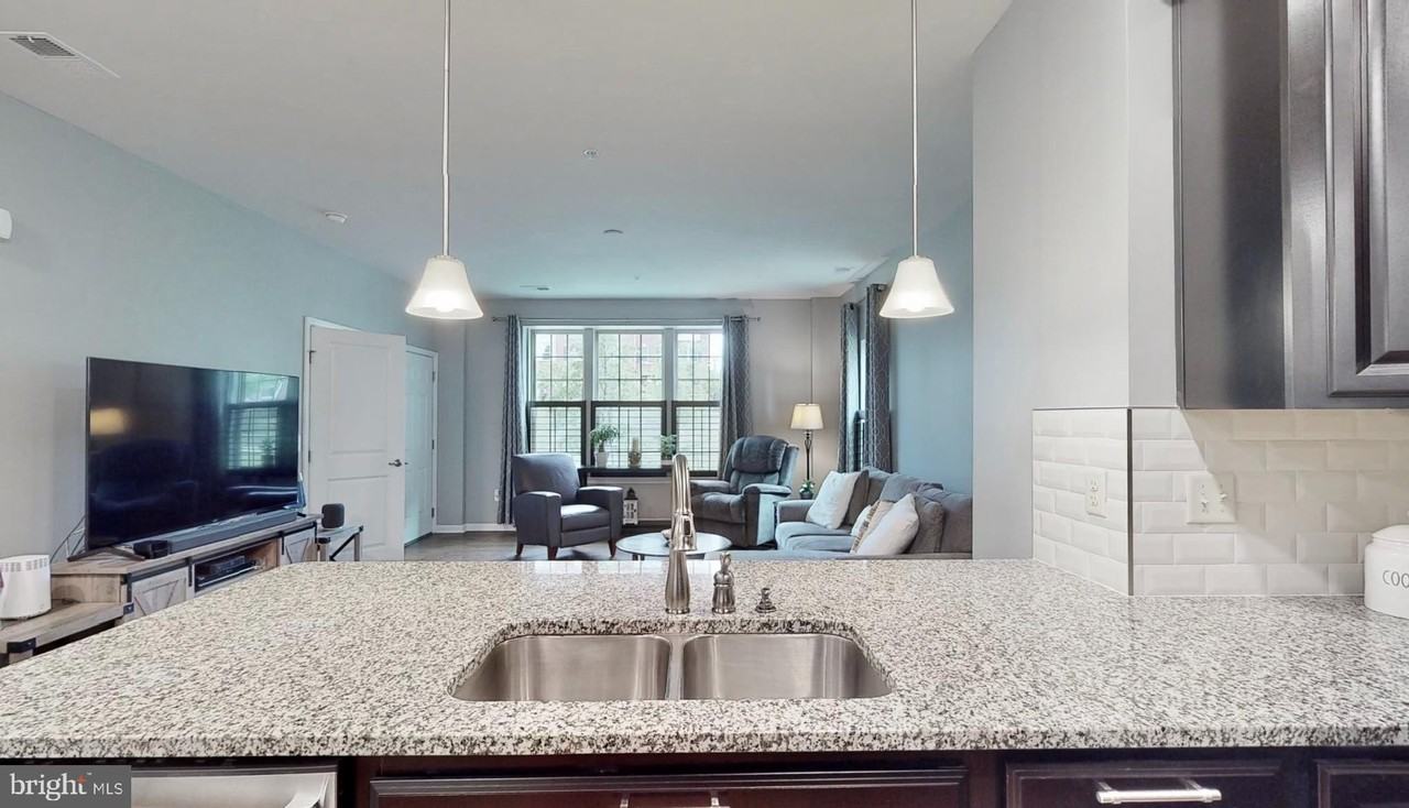 7075 Darbey Knoll Dr Unit 8g - Photo 6 of 21