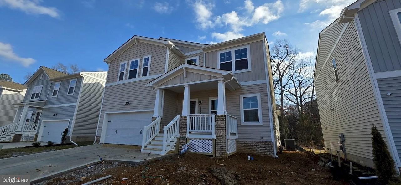 3829 Kinalin Ln - Photo 2 of 30