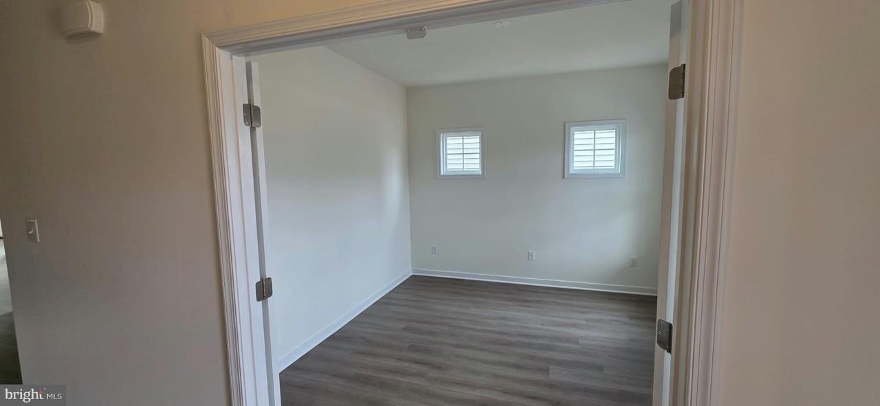 3829 Kinalin Ln - Photo 6 of 30