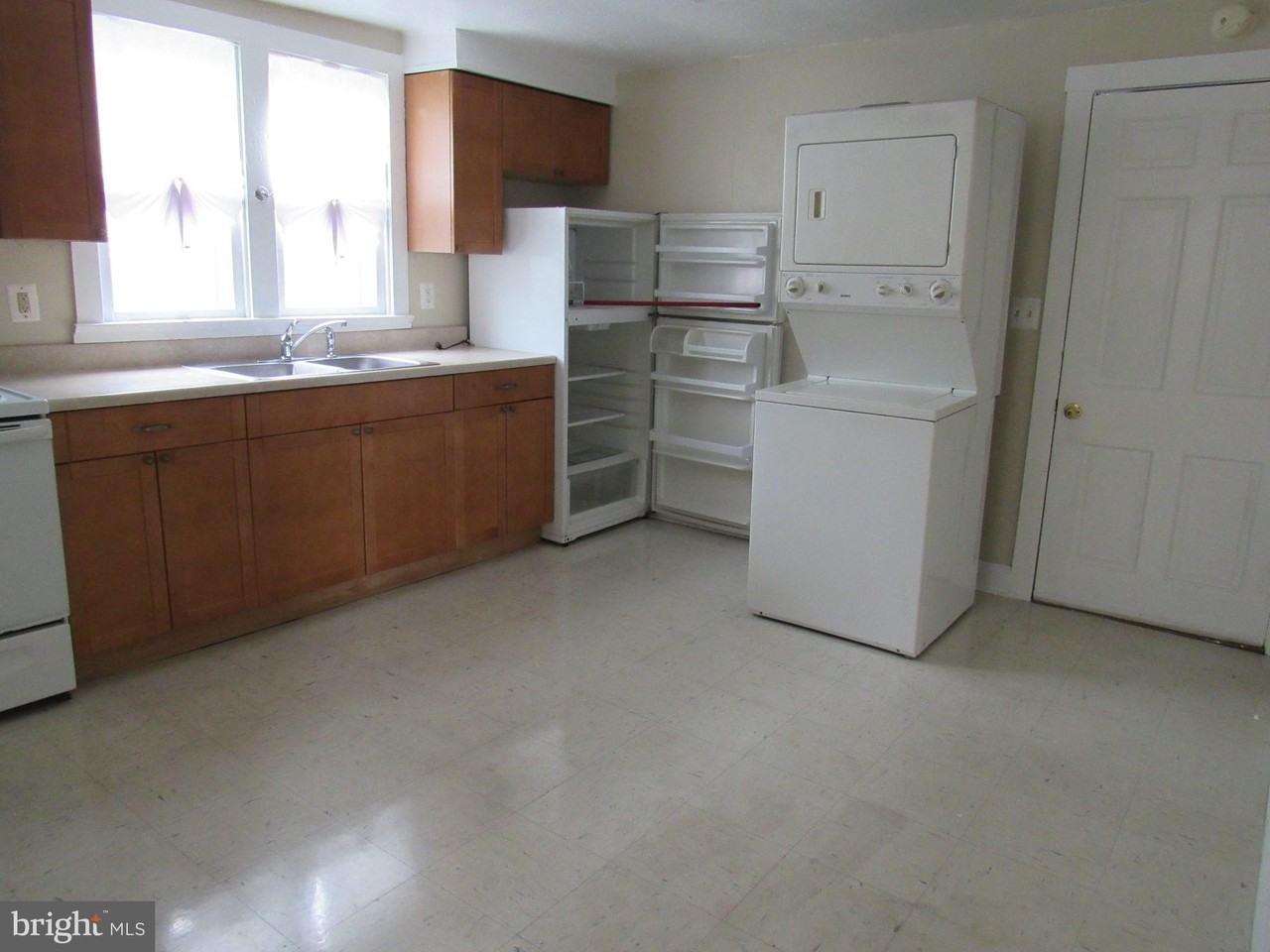 111 N George St Unit B - Photo 4 of 6